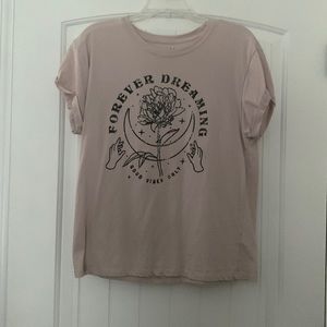 Light pink t-shirt